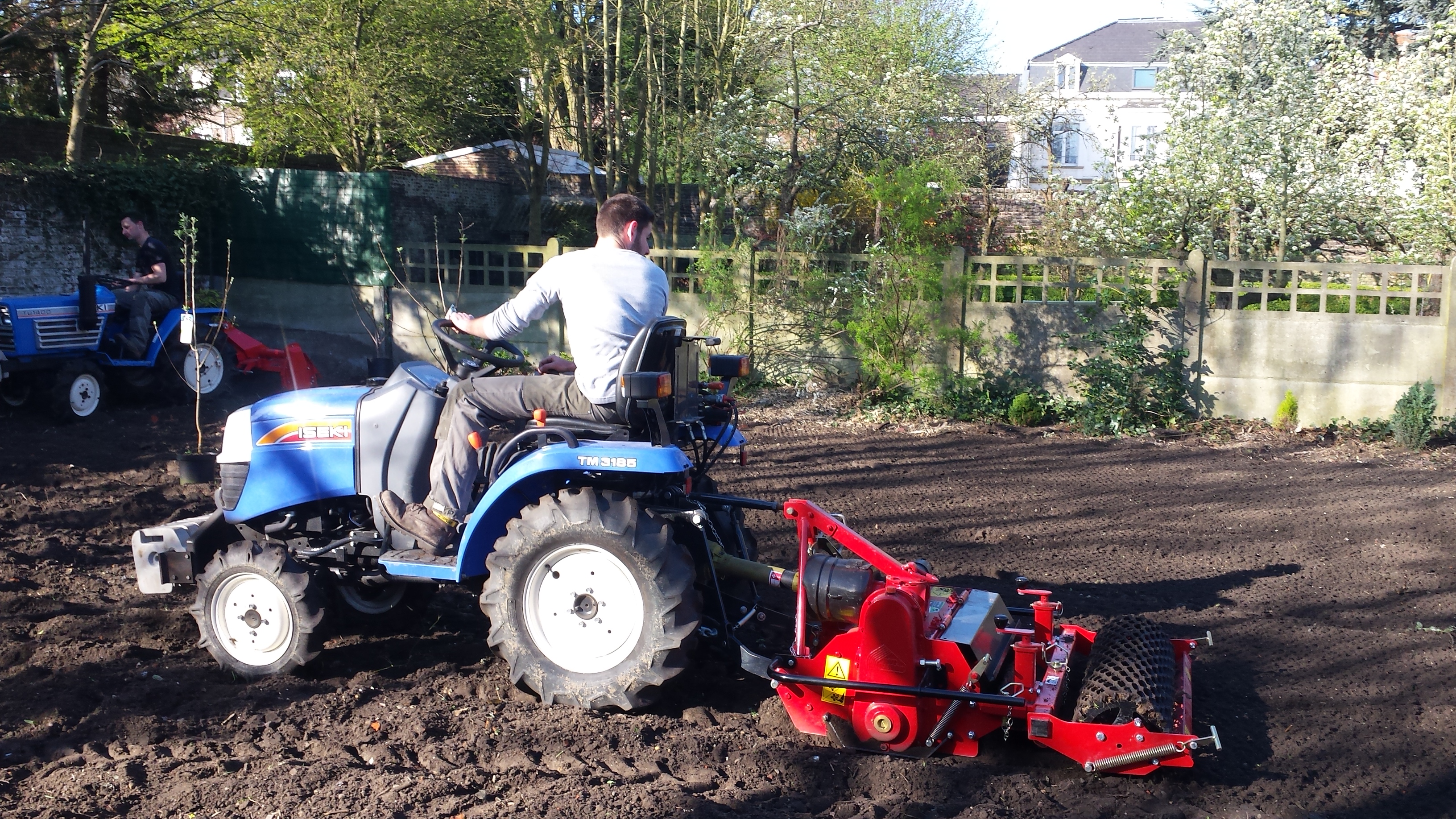 travail du sol preparation gazon arbrecreation